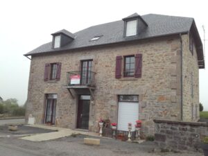 SAINT YREIX LE DEJALAT – Appartement 1 Chambre –  Centre Ville
