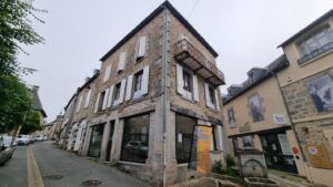 NEUVIC – Appartement 1 Chambre – Centre Ville – Eau comprise